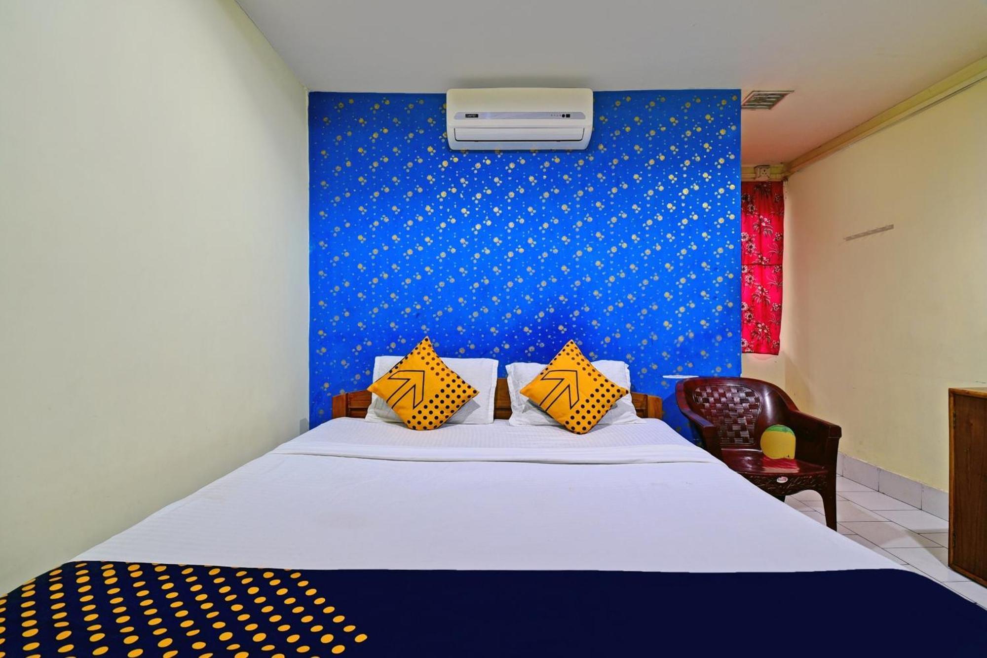 Oyo Flagship Thank You Lodge Nac Dispur Экстерьер фото